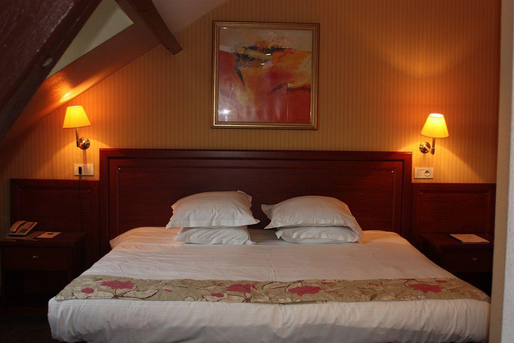 Hotel Europe And Spa Reims Oda fotoğraf